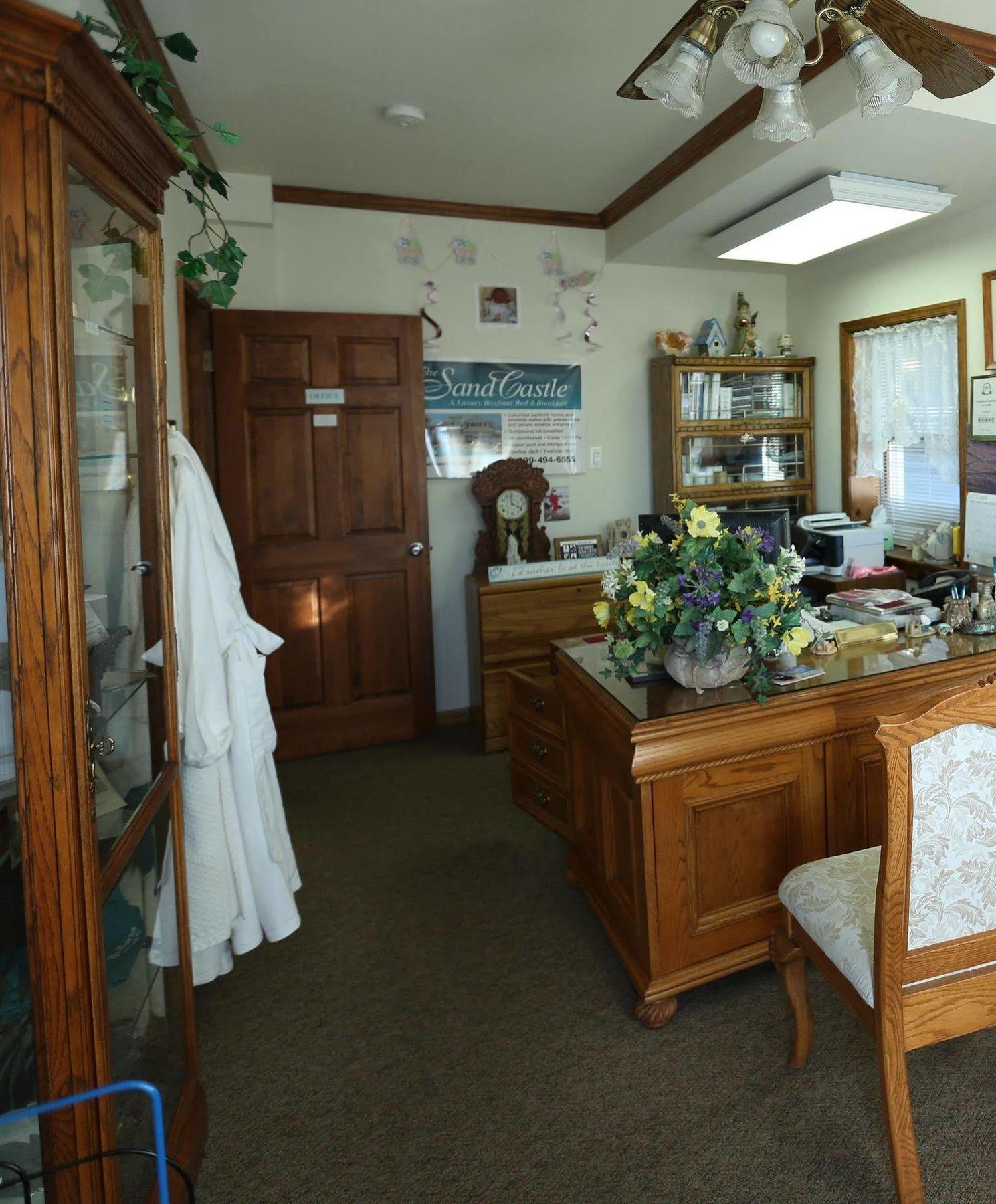 Sand Castle Bed And Breakfast Barnegat Light Exterior photo